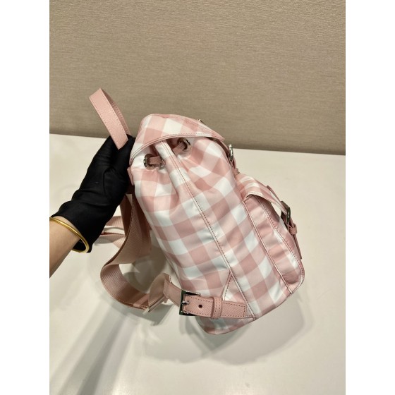 Prada Plaid Backpack 🎉 1BZ677