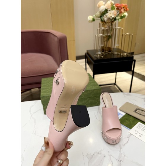 Gucci runway show water platform popular sandals