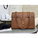 CELINE 𝗦𝗢𝗙𝗧𝟭𝟲 Medium model: 195543