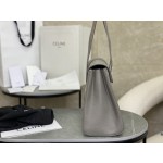 CELINE 𝗦𝗢𝗙𝗧𝟭𝟲 Medium model: 195543