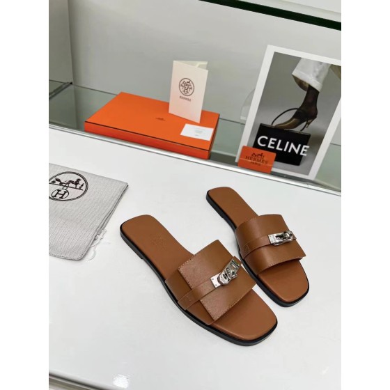 Hermes flat heeled slippers