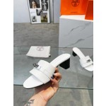 Hermes genuine leather outsole, combined with small square heels