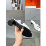 Hermes genuine leather outsole, combined with small square heels