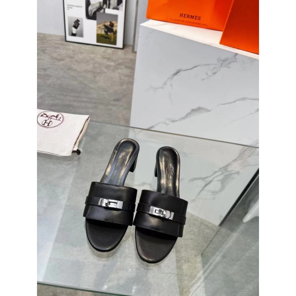 Hermes genuine leather outsole, combined with small square heels