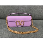 Valentino calfskin handbag ️Model: 1133