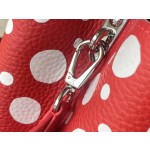 𝐋𝐎𝐔𝐈𝐒𝐕𝐔𝐈𝐓𝐓𝐎𝐍 M21692/48865 Red Pinned White Dots Medium Louis Vuitton x Grass Maisen Collaboration Series