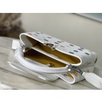 𝐋𝐎𝐔𝐈𝐒𝐕𝐔𝐈𝐓𝐓𝐎𝐍 M21637/48865 White Collated Color Dot Medium