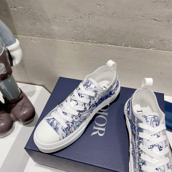 Dior letters, film, lace up casual shoes