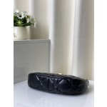 DIOR zipper closure with CD zipper head 9274