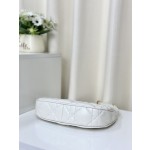 DIOR zipper closure with CD zipper head 9274