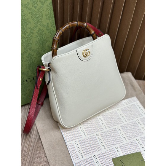 GUCCI Bamboo Joint Bag Model: 746251