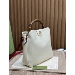 GUCCI Bamboo Joint Bag Model: 746251