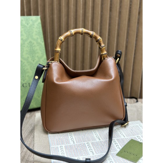 GUCCI Bamboo Joint Bag Model: 746251