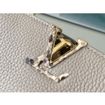 𝐋𝐎𝐔𝐈𝐒𝐕𝐔𝐈𝐓𝐓𝐎𝐍 N80931 Elephant Grey Red Inner Small This Capuchines Small Handbag