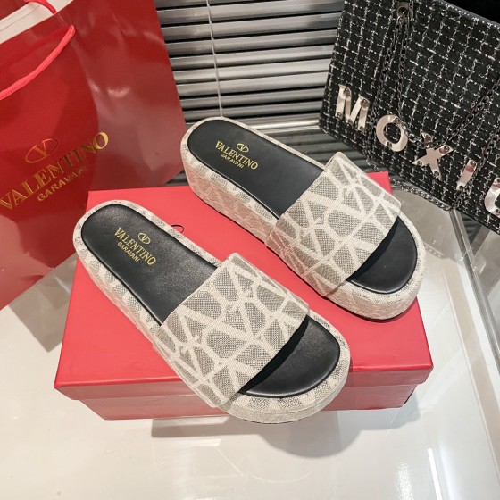 Valentino thick sole slippers