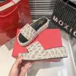 Valentino thick sole slippers