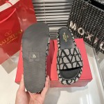 Valentino thick sole slippers