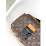 Louis Vuitton original S Lock messenger bag