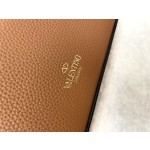 Valentino Messenger Bag Model: 0181