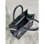 Dior Tote's latest concept zoo spring and summer series8002