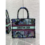 Dior Tote's latest concept zoo spring and summer series8002