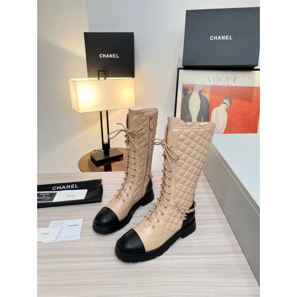 CHANEL's latest side zipper high boots