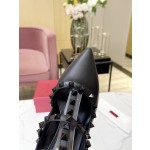 Valentino Women's Back Air (New Generation Lacquer Leather) Sandals