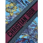 Dior Tote's latest concept zoo spring and summer series8001