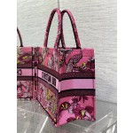 Dior Tote's latest concept zoo spring and summer series8001