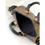 Louis Vuitton M46687 This Keepall 25 handbag