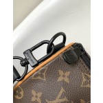 Louis Vuitton M46687 This Keepall 25 handbag