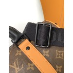 Louis Vuitton M46687 This Keepall 25 handbag