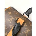 Louis Vuitton M46687 This Keepall 25 handbag