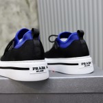 Prada: Casual sports shoes