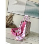𝐋𝐎𝐔𝐈𝐒𝐕𝐔𝐈𝐓𝐓𝐎𝐍 M22976 Pink OnTheGo Small Handbag