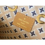 𝐋𝐎𝐔𝐈𝐒𝐕𝐔𝐈𝐓𝐓𝐎𝐍 M22985 Yellow NeoNo é Water Bucket Bag