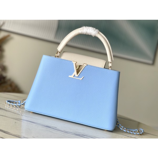 𝐋𝐎𝐔𝐈𝐒𝐕𝐔𝐈𝐓𝐓𝐎𝐍 M21887 Blue Medium This CAPUCINES BB handbag