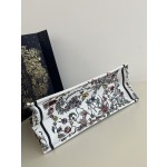 Dior M1296 Medium Romantic Flower Embroidery