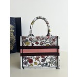 Dior M1265 Small Romantic Flower Embroidery
