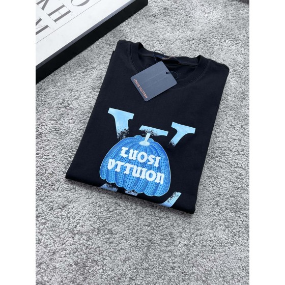 Louis Vuitton Kusama collaboration series pumpkin pattern