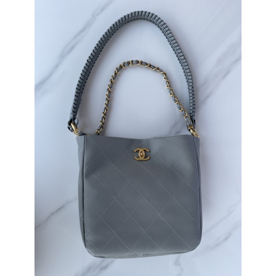 CHANEL model: AS4210