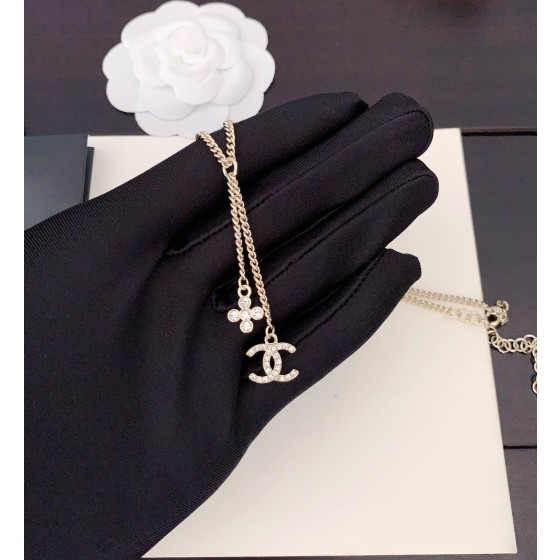 CHANEL necklace