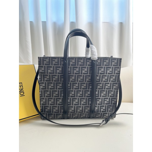 FENDI Tote handbag fabric with leather for carrying or shoulder carrying