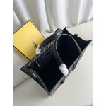 FENDI Tote handbag fabric with leather for carrying or shoulder carrying