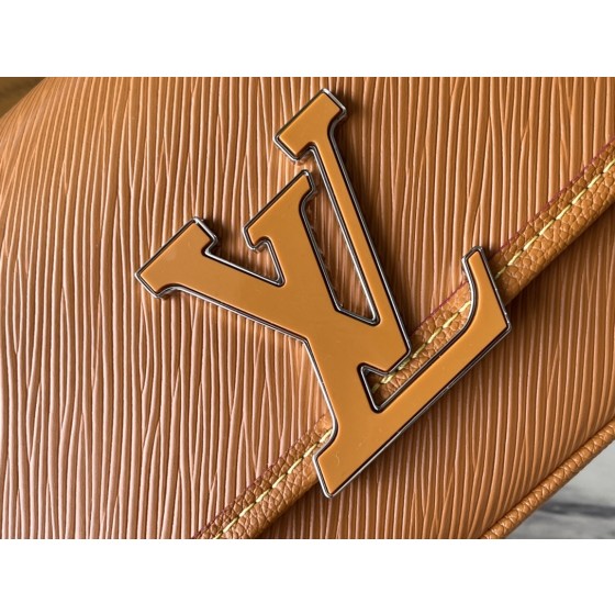 LOUIS VUITTON M59457 Beige Buci Crossbody Bag