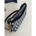 DIOR 30Montaigne Hobo series