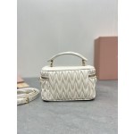 MIU MIU 5BH226: M New Product Makeup Bag Handbag