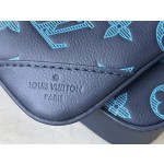 𝐋𝐎𝐔𝐈𝐒𝐕𝐔𝐈𝐓𝐓𝐎𝐍 M46604 Blue Embossed This Trio Postman Bag