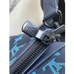 𝐋𝐎𝐔𝐈𝐒𝐕𝐔𝐈𝐓𝐓𝐎𝐍 M46604 Blue Embossed This Trio Postman Bag