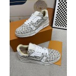 Louis Vuitton   by Virgin Abloh最好看的运动鞋